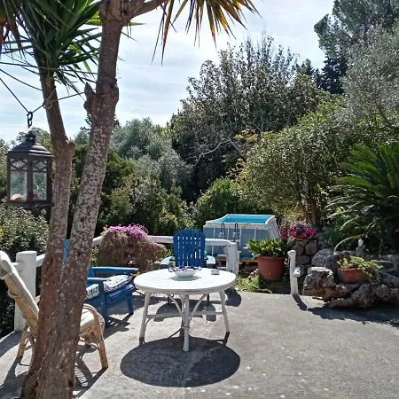 Chalet Pura Vigna Immerso Nella Natura Vicino Al Mare