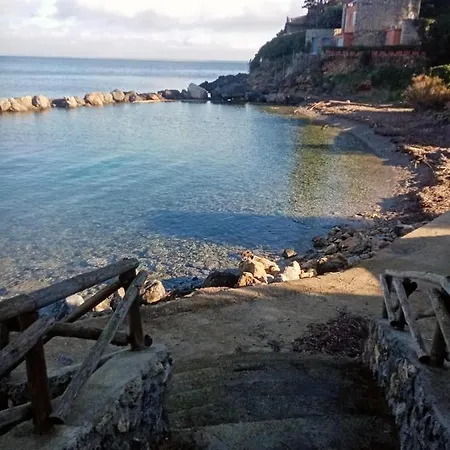 Pura Vigna Immerso Nella Natura Vicino Al Mare Chalet